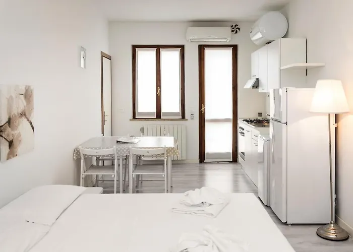 Apartment Pisano12 *