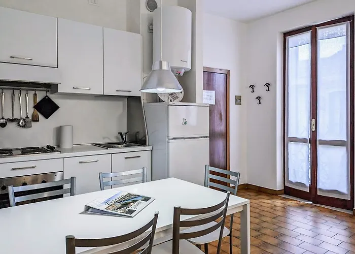 Apartment Pisano12 *